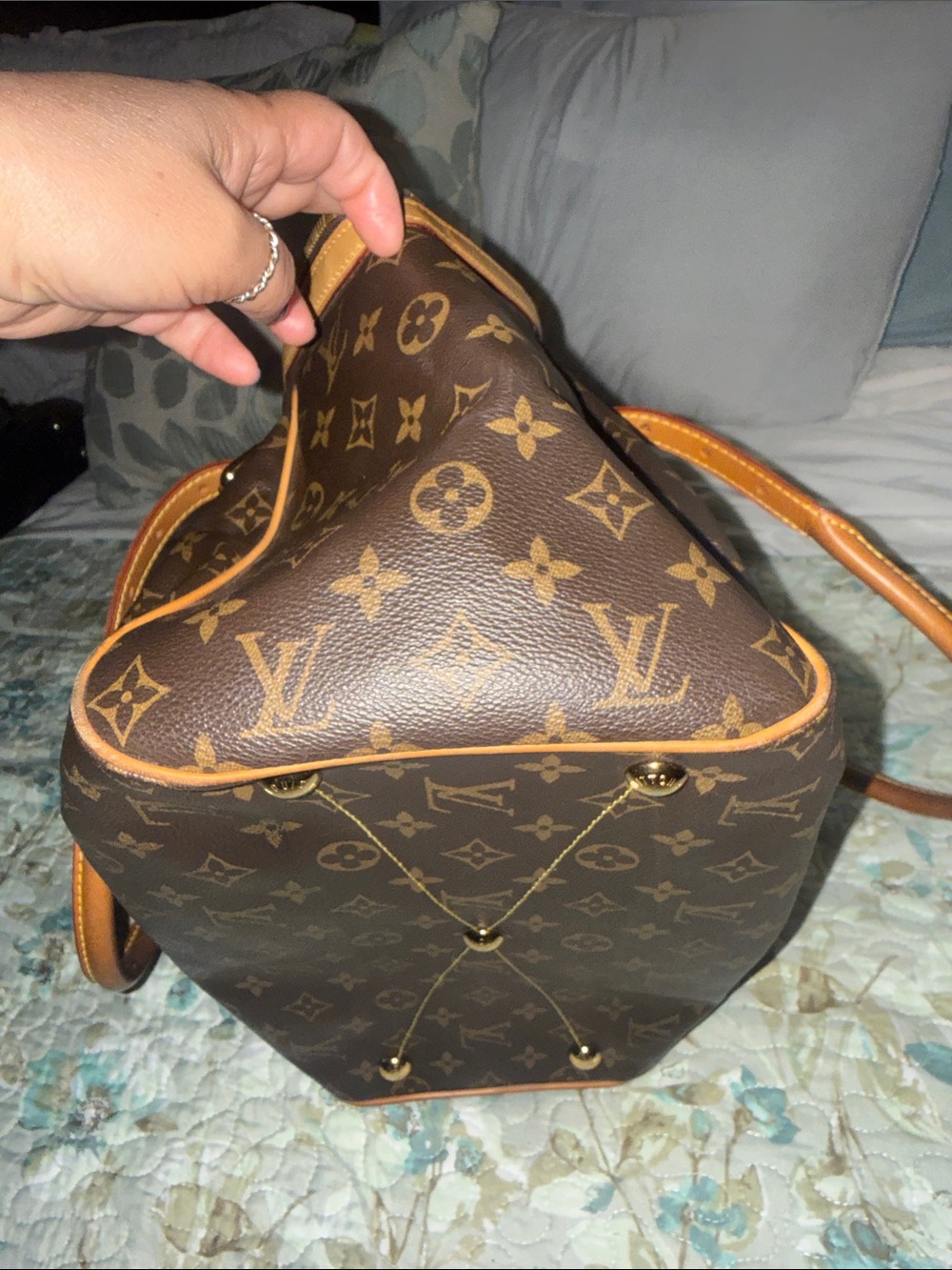Louis Vuitton Authentic Tivoli PM shoulder bag - Picture 14 of 16